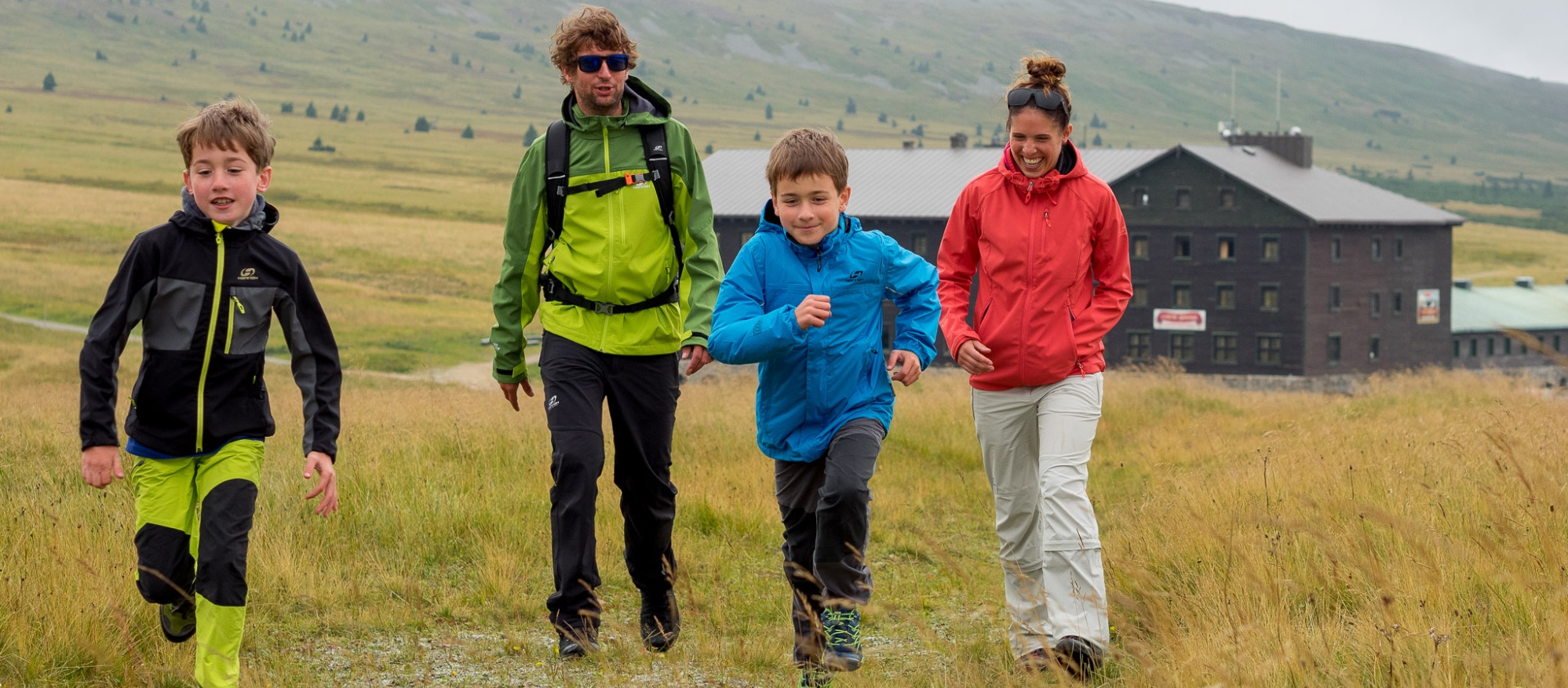 Expedice Hannah 25 / 8000